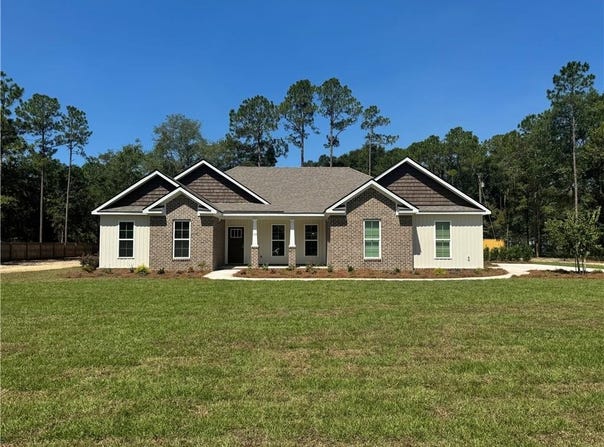 193 W Melody Drive, Jesup, GA 31545