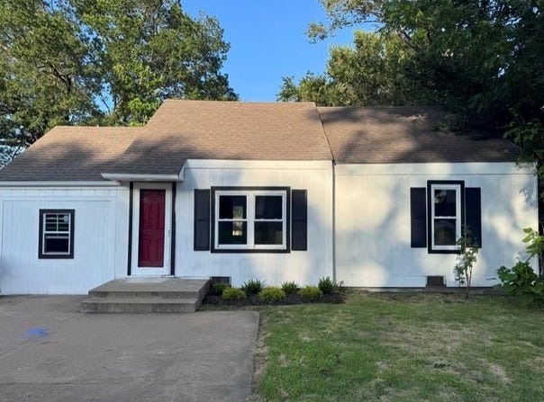 1460 S Maple Avenue, Bartlesville, OK 74003