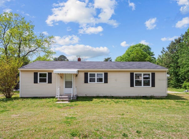 67 Davie Smith Street, Roanoke Rapids, NC 27870