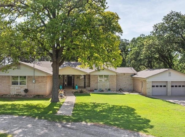 111 Encino Springs Lane, Weatherford, TX 76088