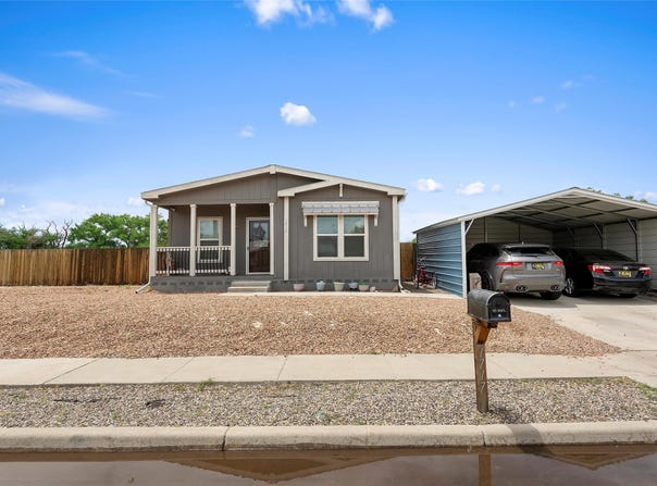 1717 Desert Vista Drive, Espanola, NM 87532