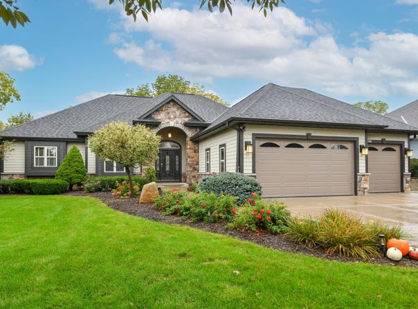 W178S6607 Paige Ct, Muskego, WI 53150