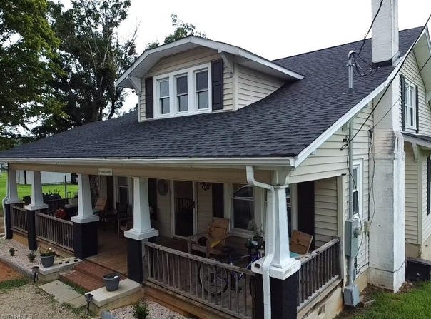 731 Pauls Airport Road, Thomasville, NC 27360