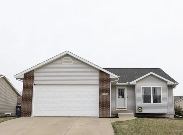 1108 NE Tiara Drive, Cedar Rapids, IA 52402