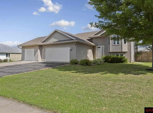 100 Tattler Lane, Mankato, MN 56001