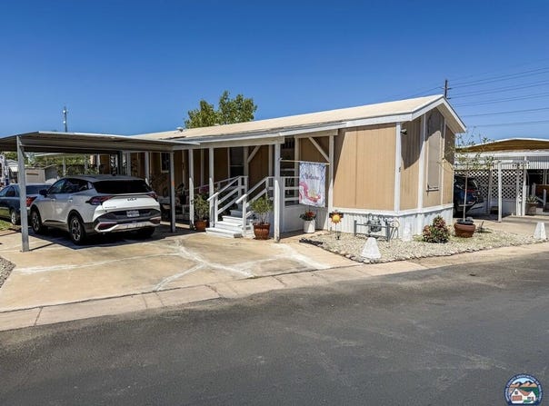 1710 W Euclid Ave, El Centro, CA 92243