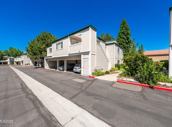 2659 Sycamore Glen Drive unit: Apt 4, Sparks, NV 89434