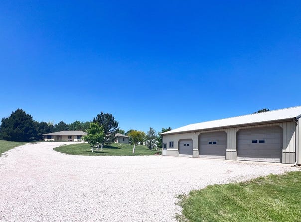 20 Lakeview Hts., Brule, NE 69127