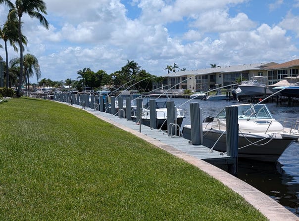 930 SE 9th Avenue, Pompano Beach, FL 33060