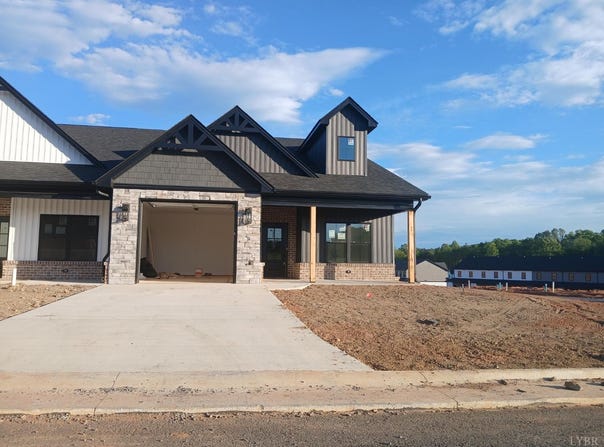 184 Zion Place, Rustburg, VA 24588