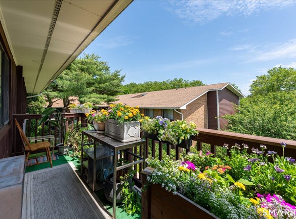 154 Cold Spring Road, Stamford, CT 06905