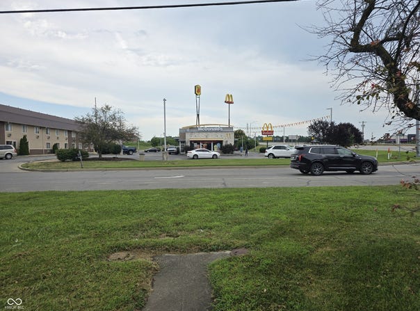 13 W Rampart Street, Shelbyville, IN 46176