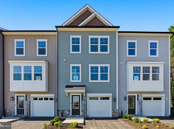 8 MAGNOLIA Court, GETTYSBURG, PA 17325