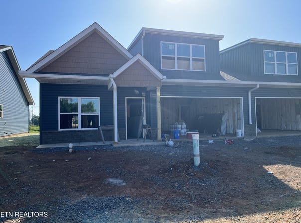 7352 Whispering Creek Lane, Powell, TN 37849