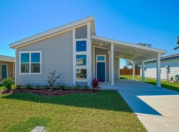 2809 LIVE OAK Drive, Terrytown, LA 70056