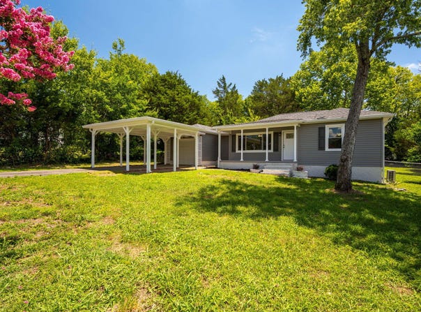21 Lee Circle, Fort Oglethorpe, GA 30742