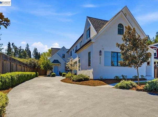 3550 Vine St, Pleasanton, CA 94566