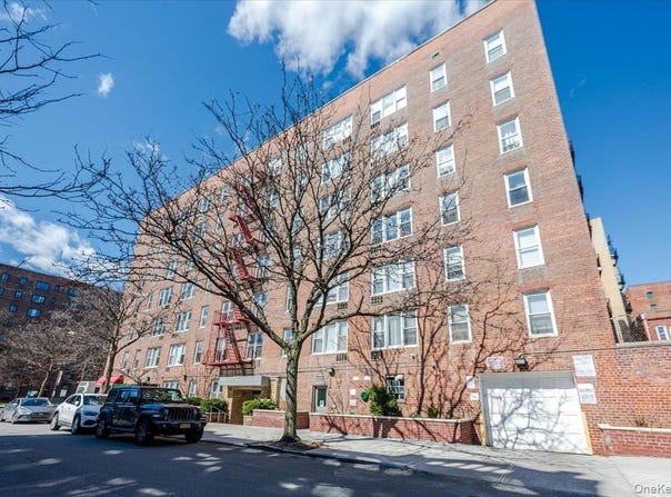 1332 Metropolitan Avenue, Bronx, NY 10462