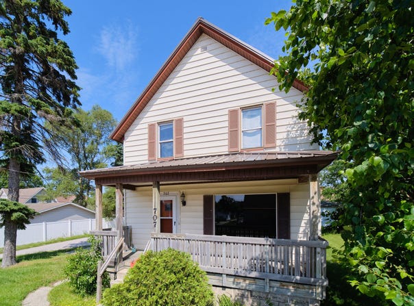 707 Cypress Street, Manistee, MI 49660