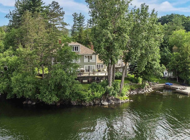 130 Lands End Road, Derby, VT 05855