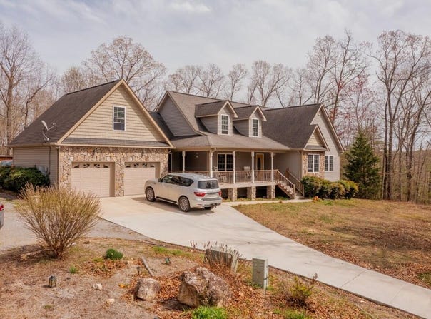 524 E Teems Road, Ringgold, GA 30736