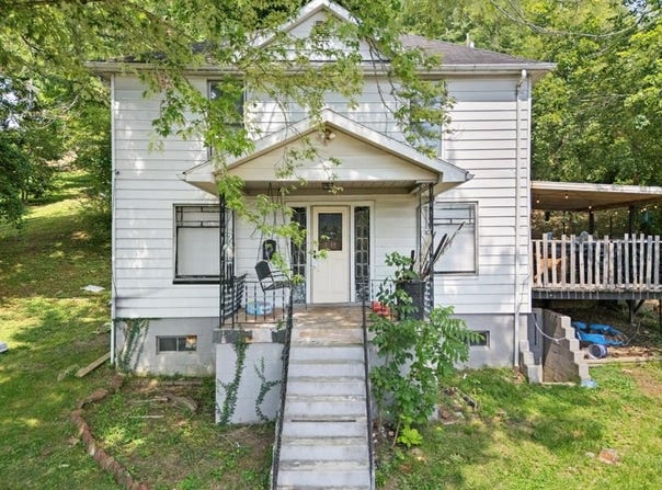 133 Cedar Street, Hazard, KY 41701