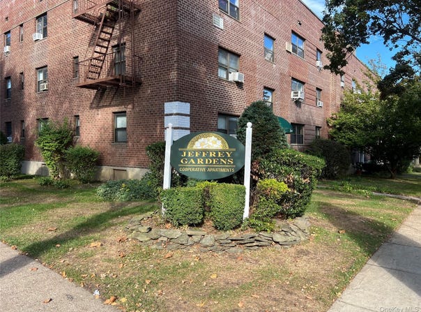 216-05 48th Avenue, Bayside, NY 11364