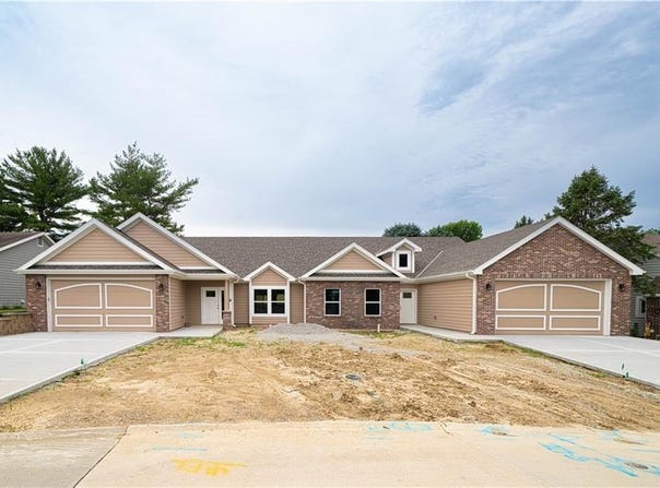 5016 Mulberry Terrace, St Joseph, MO 64506