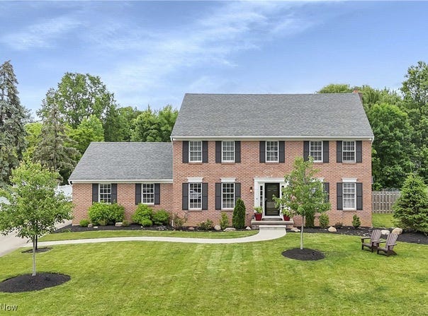 32304 Acacia Court, Avon Lake, OH 44012