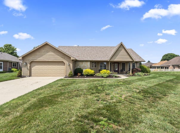 170 Carriage Crossing Way, Troy, OH 45373