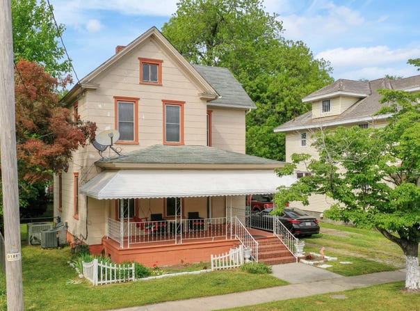 606 W Colonial Avenue, Elizabeth City, NC 27909