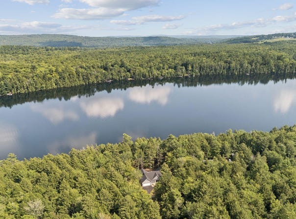 492 Point Drive, Mount Vernon, ME 04349
