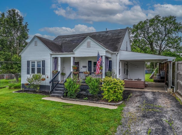 101 North Parkwood Drive, Flemingsburg, KY 41041