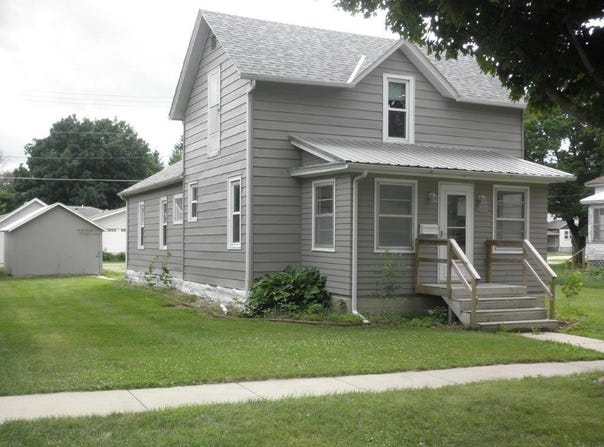 906 Mechanic Street, Osage, IA 50461