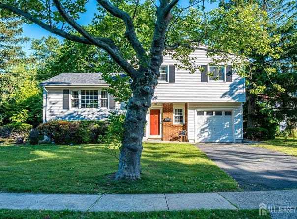 31 Rieder Road, Edison, NJ 08817