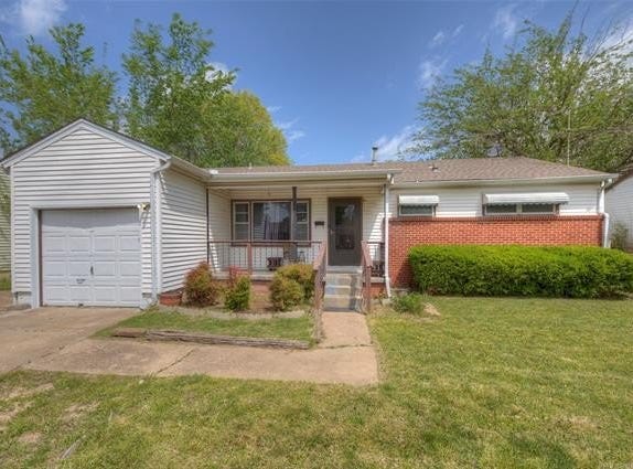 8939 E 3rd Place, Tulsa, OK 74112