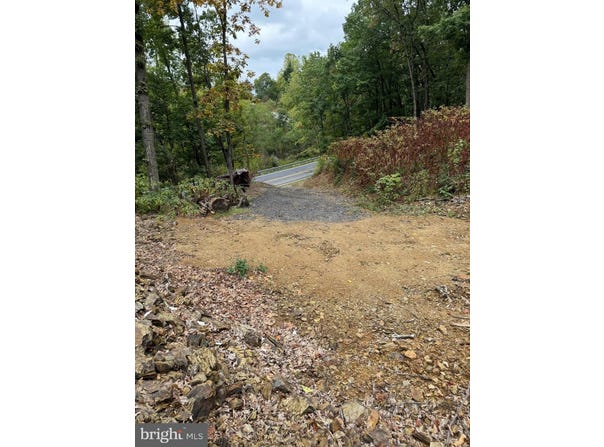 1099 DOWHOWER ROAD, HARRISBURG, PA 17111