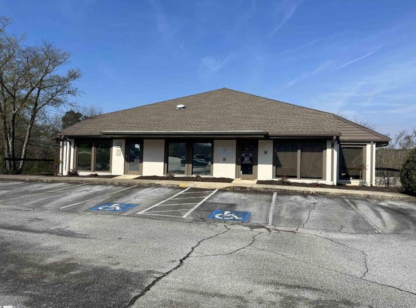 554 Memorial Drive Extension, Greer, SC 29651