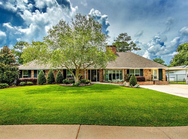 1915 Hwy 182 E, Morgan City, LA 70380