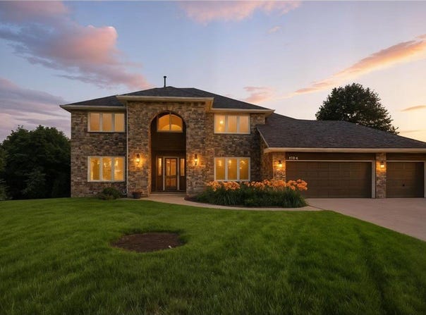 1784 Valley Ridge Place, Chanhassen, MN 55317