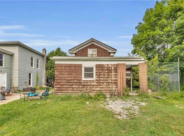 81 S Pleasant Street, Oberlin, OH 44074