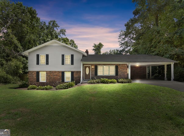 546 Barron Drive, Clarkesville, GA 30523