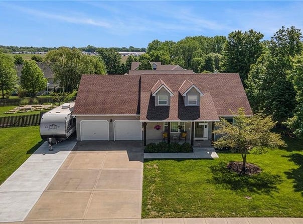 7277 SW Karen Road, Trimble, MO 64492