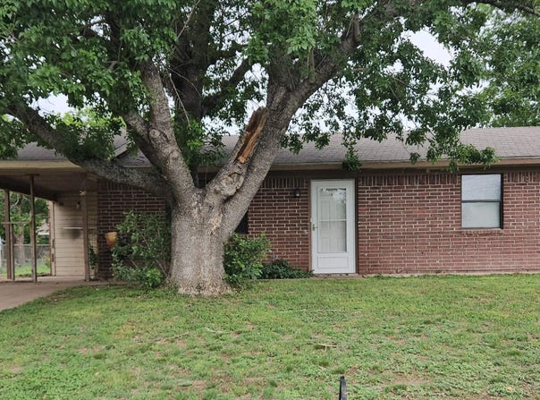 709 N Rhomberg Street, Burnet, TX 78611