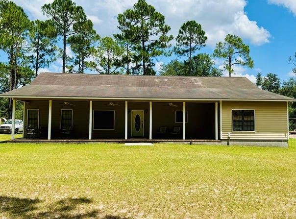 1010 Clough Blvd., Douglas, GA 31533