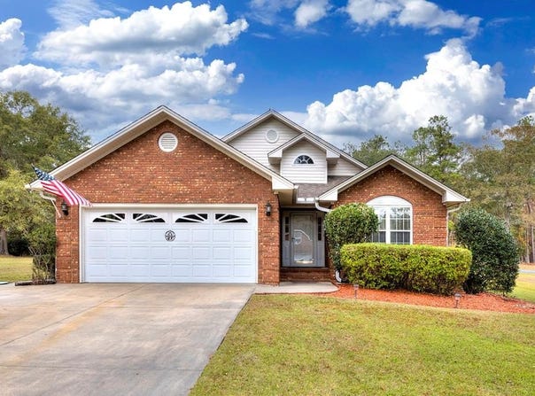 101 Oakview Circle, Manning, SC 29102