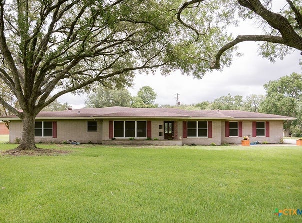 12 Jade Drive, Victoria, TX 77904