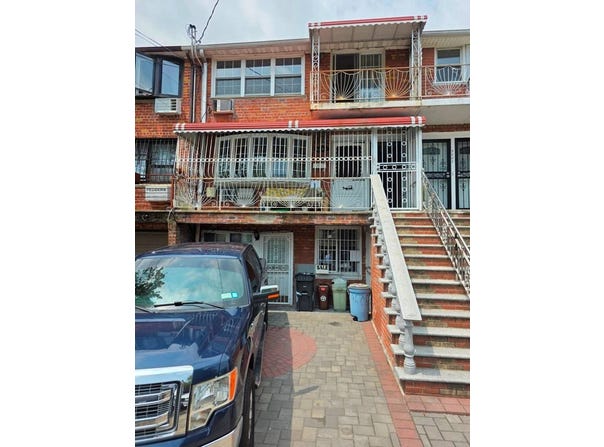 9505  Schenck St, Brooklyn, NY 11236