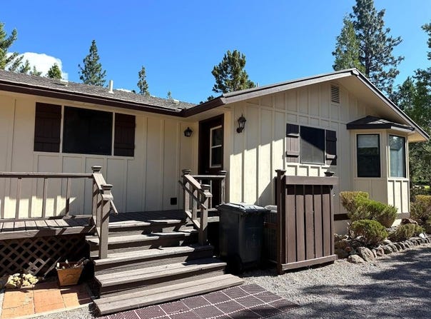 6044 Blancas Ct, Weed, CA 96094