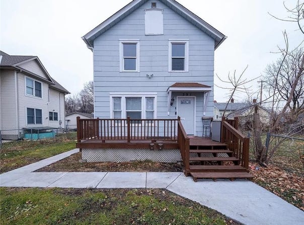 391 Sherburne Avenue, Saint Paul, MN 55103